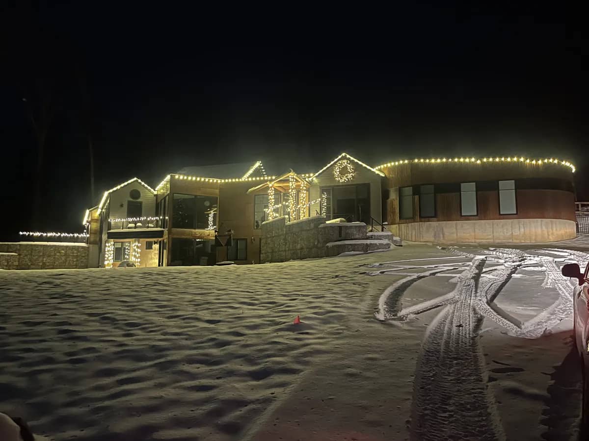 Christmas light installation in Fairfax, VA — LightDMV