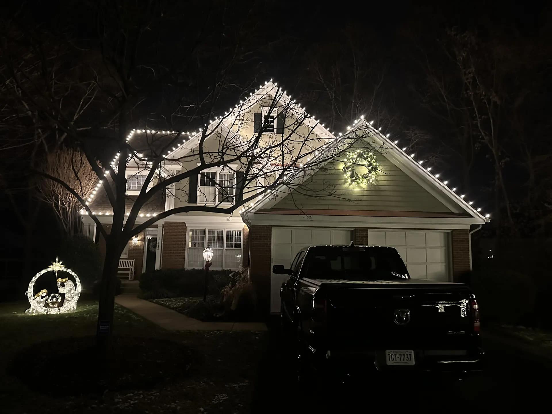 Christmas light installation in North Bethesda, MD — LightDMV