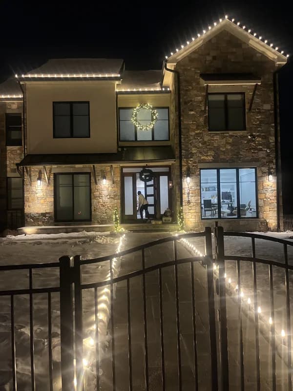 Christmas light installation in Alexandria, VA — LightDMV