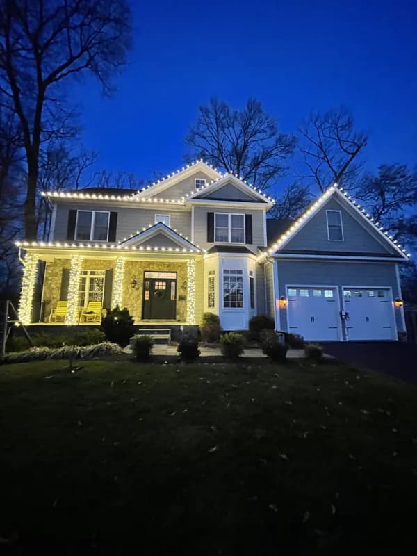 Christmas light installation in Alexandria, VA — LightDMV