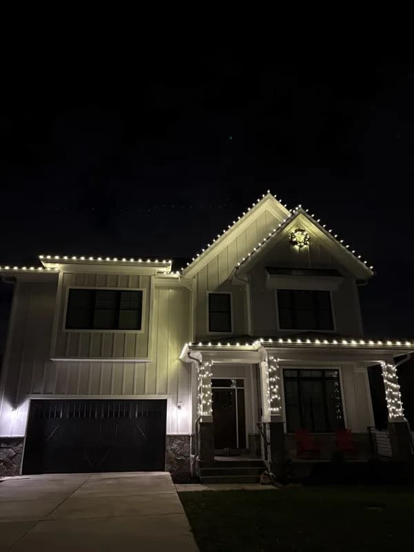 Christmas light installation in Arlington, VA — LightDMV