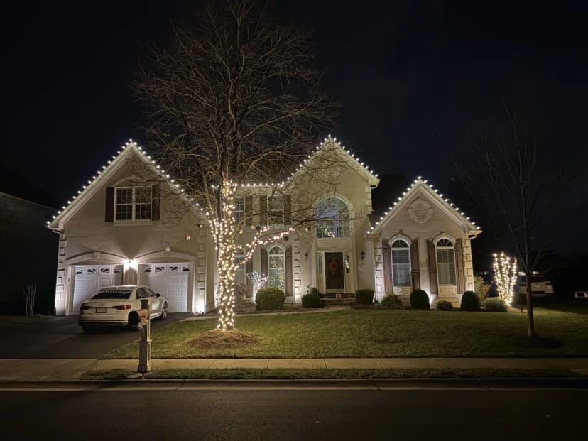 Christmas light installation in Ashburn, VA — LightDMV