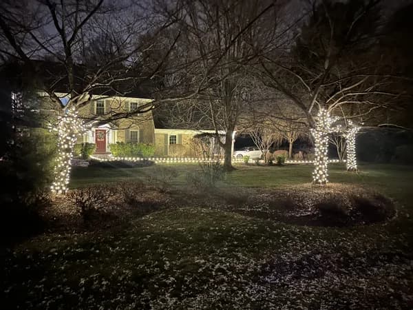 Christmas light installation in Ashburn, VA — LightDMV