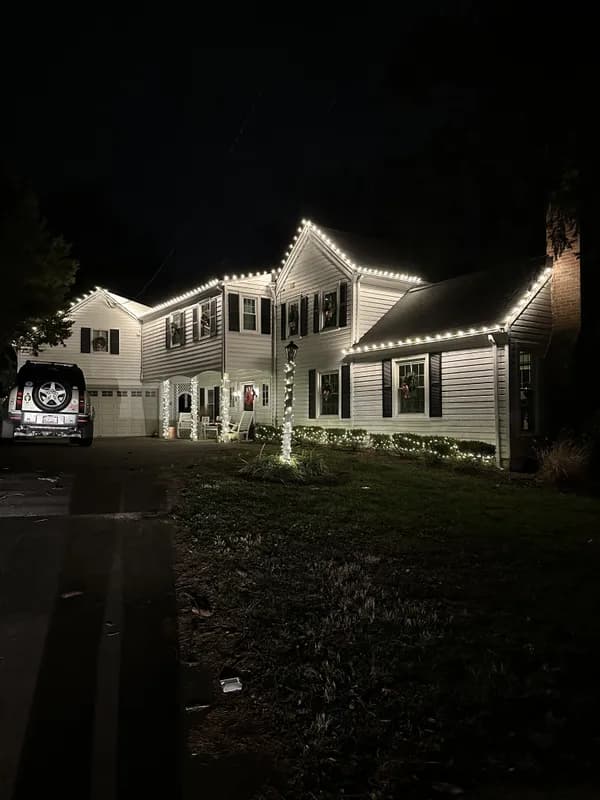 Christmas light installation in Bethesda, MD — LightDMV