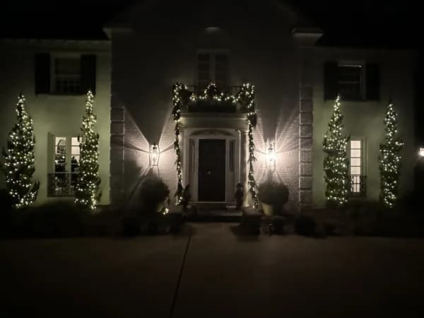 Christmas light installation in Bethesda, MD — LightDMV