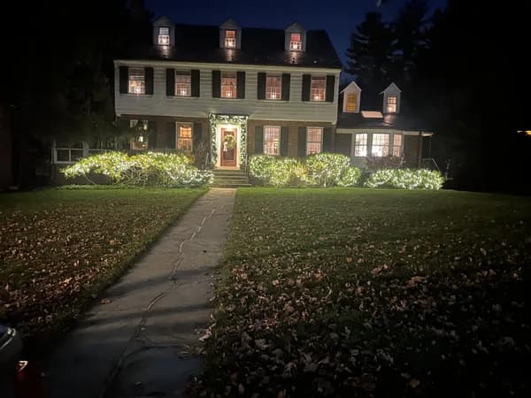 Christmas light installation in Capitol Hill, DC — LightDMV