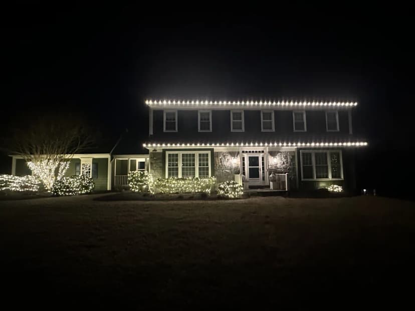 Christmas light installation in Capitol Hill, DC — LightDMV