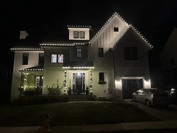 Christmas light installation in Darnestown, MD — LightDMV