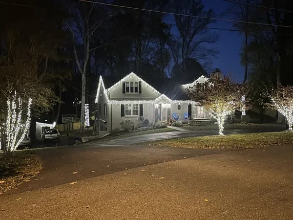 Christmas light installation in Darnestown, MD — LightDMV