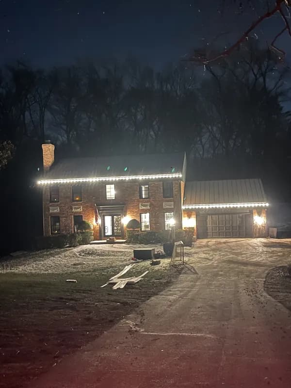 Christmas light installation in Darnestown, MD — LightDMV