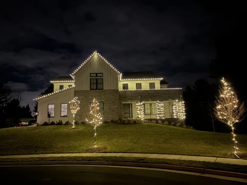 Christmas light installation in Fairfax, VA — LightDMV