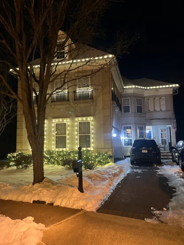 Christmas light installation in Fairfax, VA — LightDMV