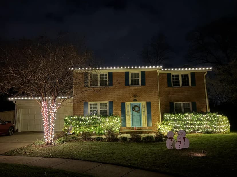 Christmas light installation in Fairfax, VA — LightDMV