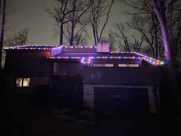 Christmas light installation in Leesburg, VA — LightDMV