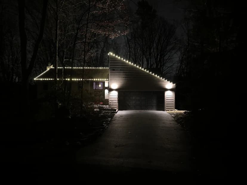 Christmas light installation in Leesburg, VA — LightDMV