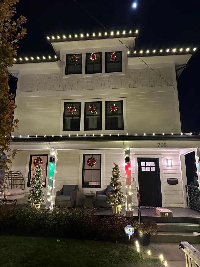 Christmas light installation in Arlington, VA — LightDMV