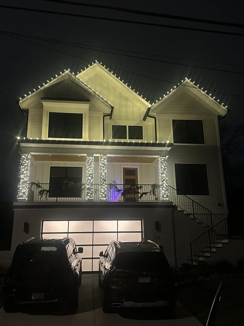 Christmas light installation in Arlington, VA — LightDMV