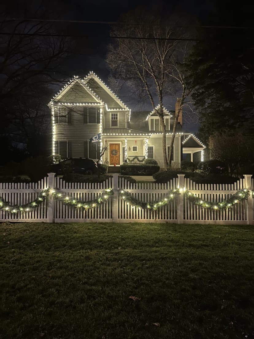 Christmas light installation in Arlington, VA — LightDMV