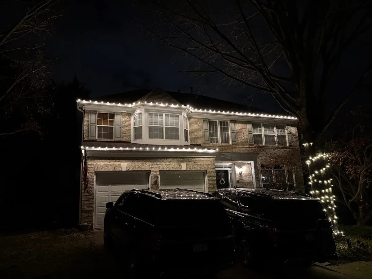 Christmas light installation in Arlington, VA — LightDMV