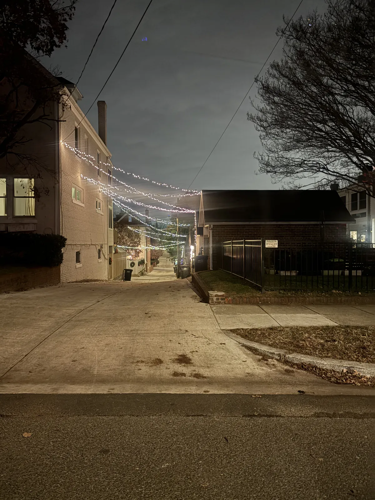 Christmas light installation in Arlington, VA — LightDMV