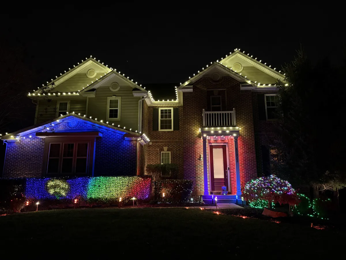Christmas light installation in Ashburn, VA — LightDMV
