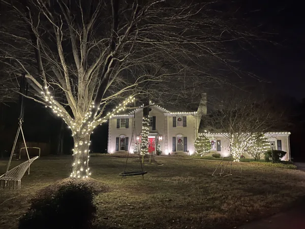 Christmas light installation in Bethesda, MD — LightDMV