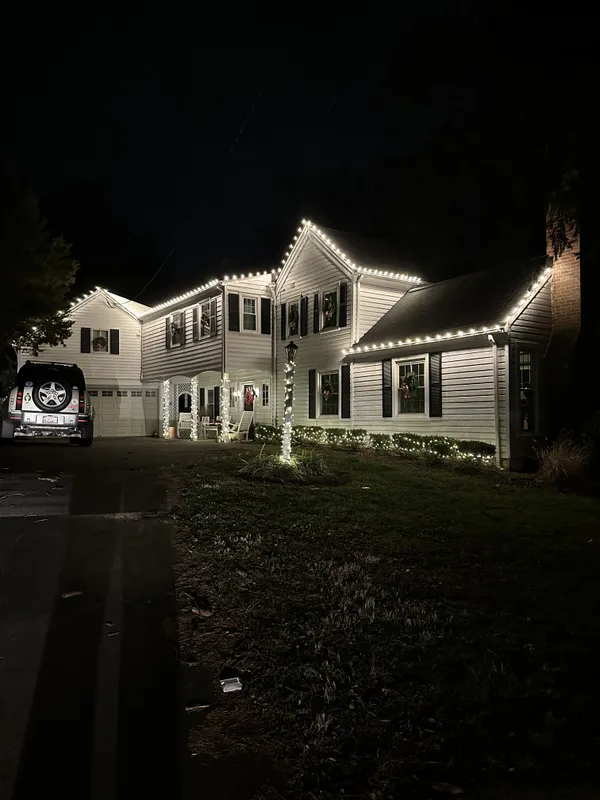 Christmas light installation in Bethesda, MD — LightDMV
