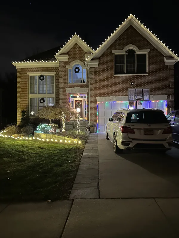 Christmas light installation in Georgetown, DC — LightDMV