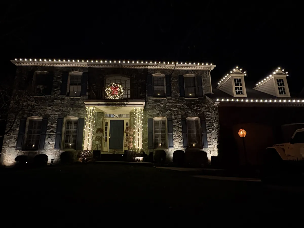 Christmas light installation in Leesburg, VA — LightDMV