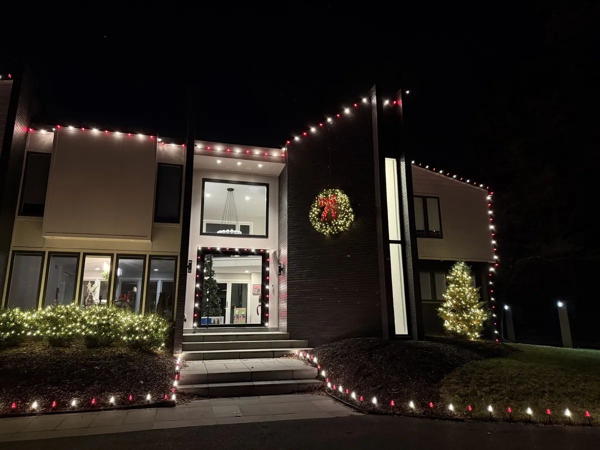 Christmas light installation in North Potomac, MD — LightDMV